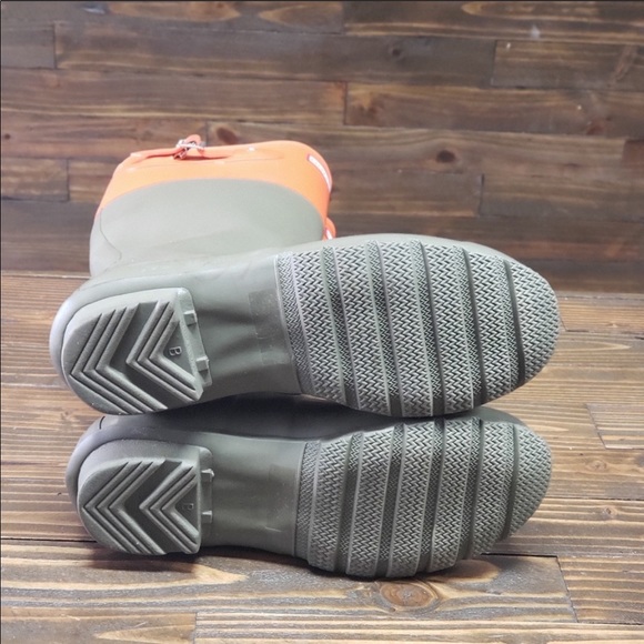 Hunter Rain Boots Size 6 - Picture 3 of 8